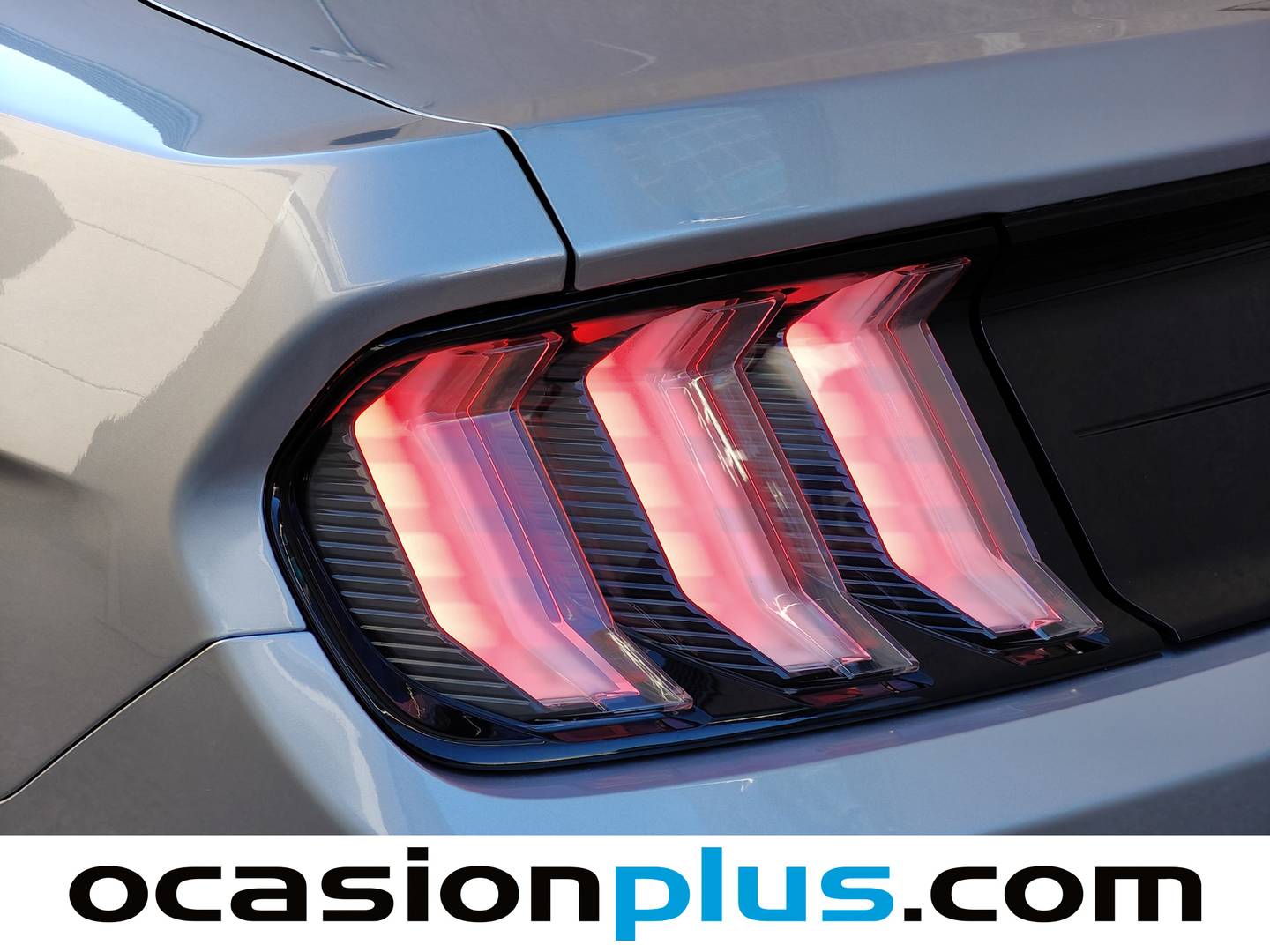 Accesorios del Ford Mustang Ford Mustang 5.0 Ti-VCT V8 Convertible Mustang GT Autom. (450 CV)