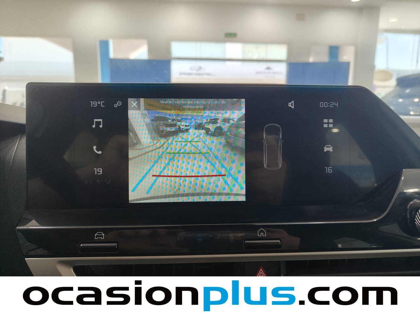 Extras y acabados del Citroën C4 Citroen C4 PureTech 130 S&S Plus (131 CV)