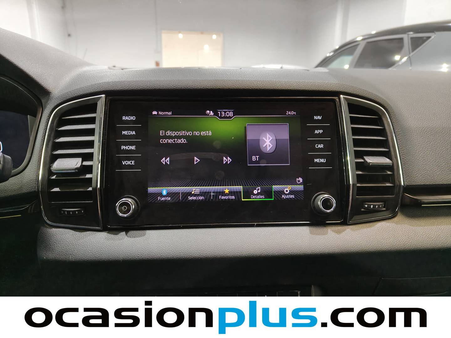 Foto Skoda Karoq Skoda Karoq 1.5 TSI ACT Scout DSG (150 CV)