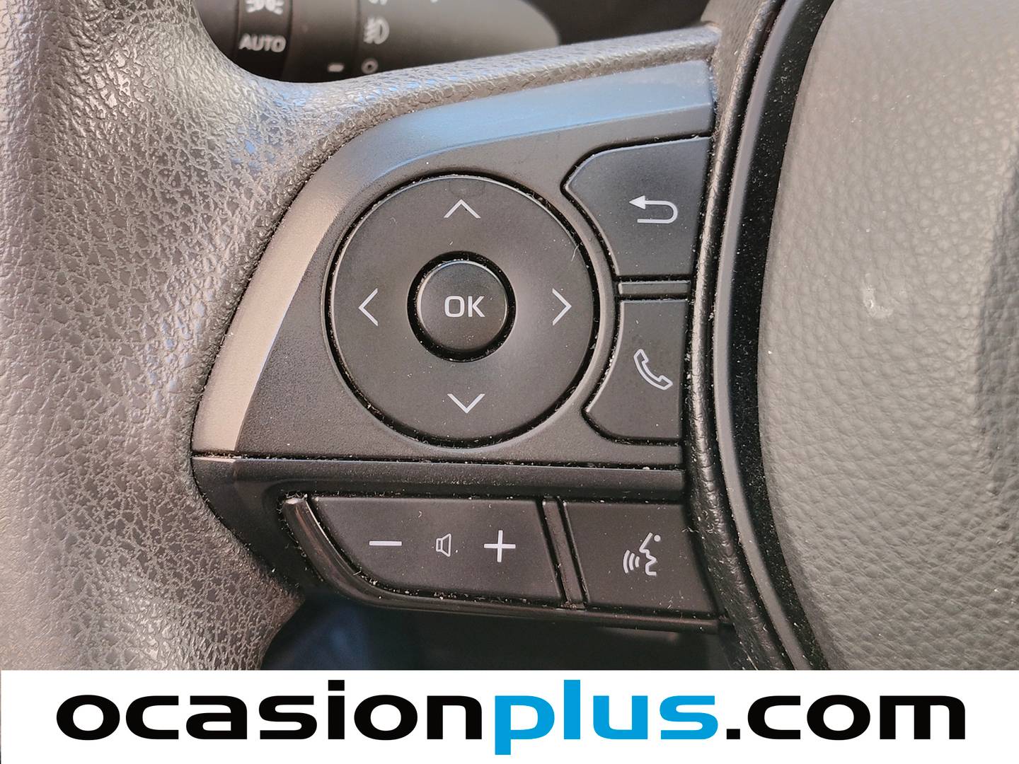 Accesorios del Toyota Corolla Toyota Corolla 140H Business (140 CV)