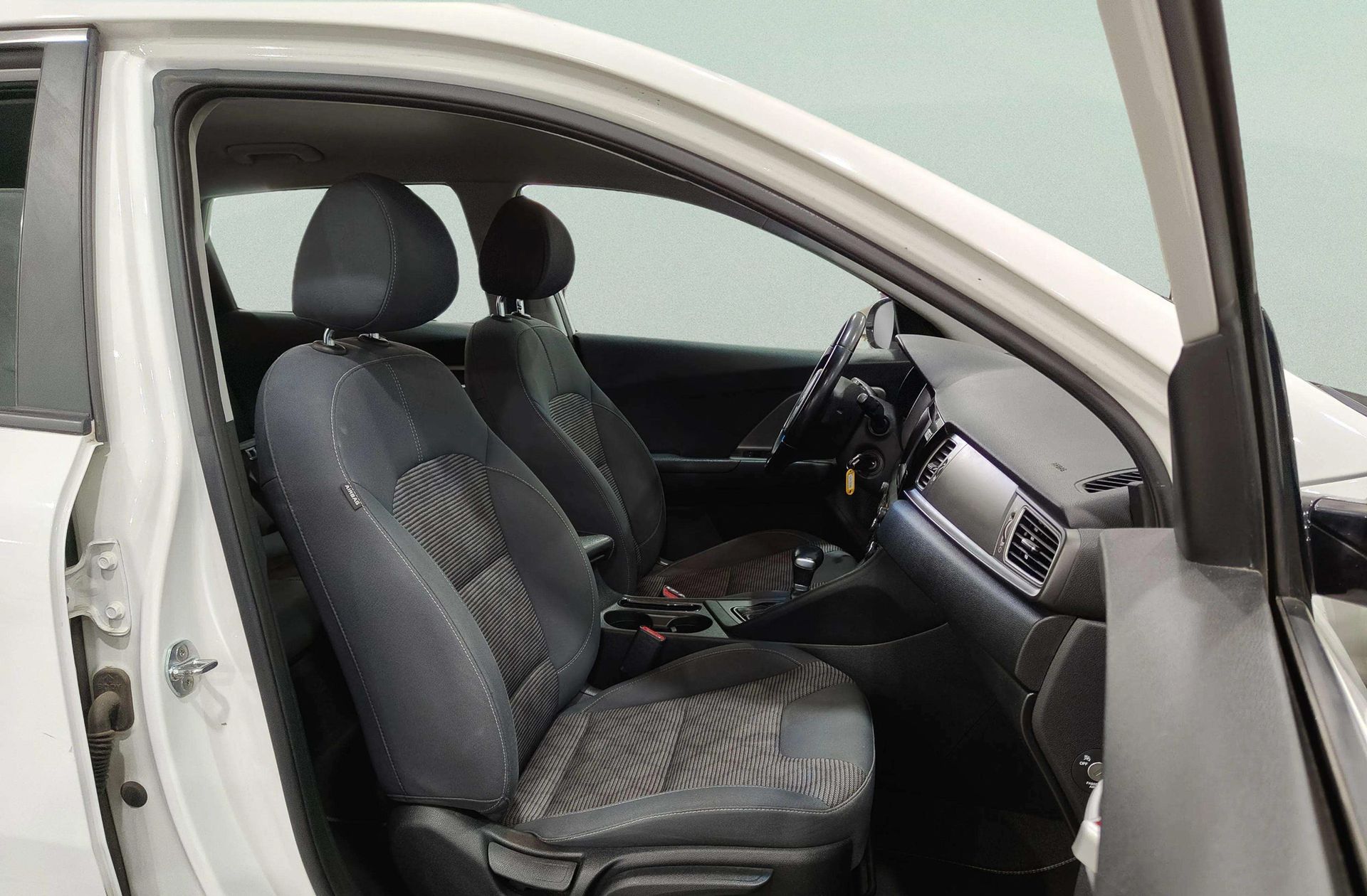 Kia Niro 1.6 GDi HEV Híbrido Drive - foto 18