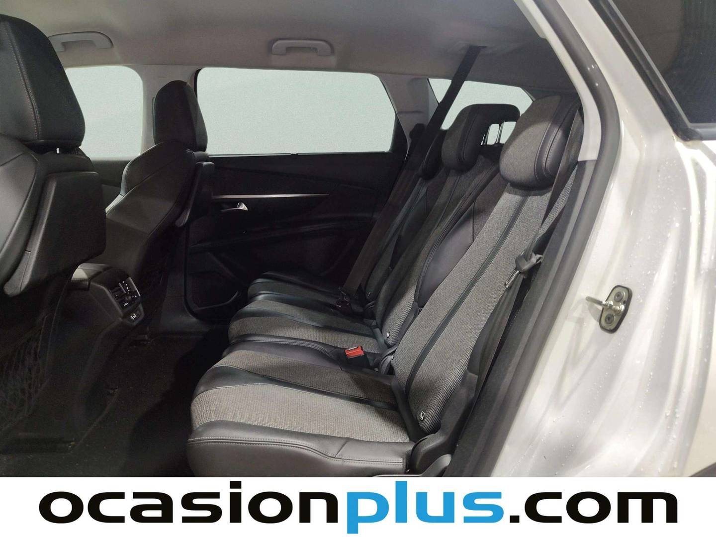 Foto asientos traseros Peugeot 5008 Peugeot 5008 PureTech 130 S&S Allure (130 CV)