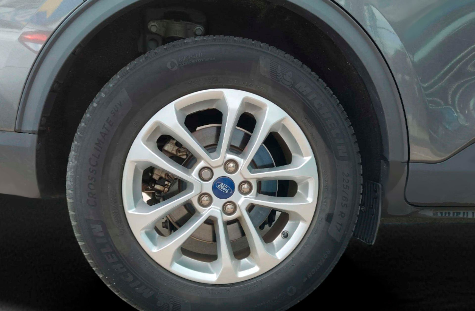 Ford Kuga 1.5 EcoBoost Titanium 4x2 - foto 33