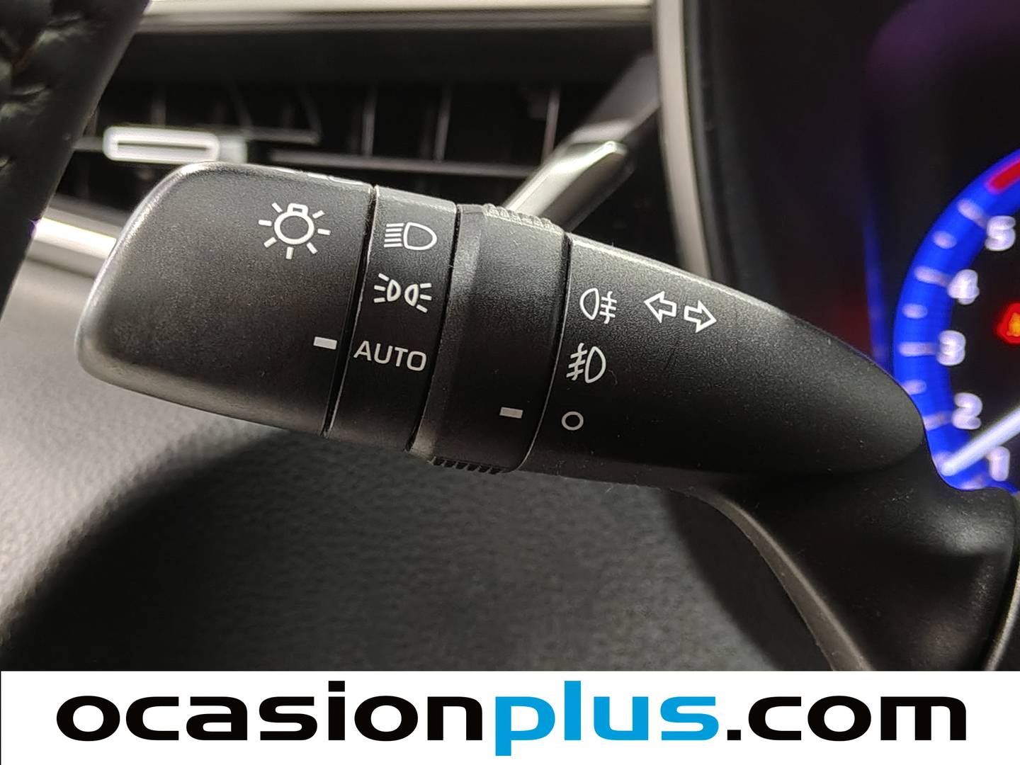 Acabados Toyota Corolla Toyota Corolla Touring Sports 125H Active Tech E-CVT (122 CV)