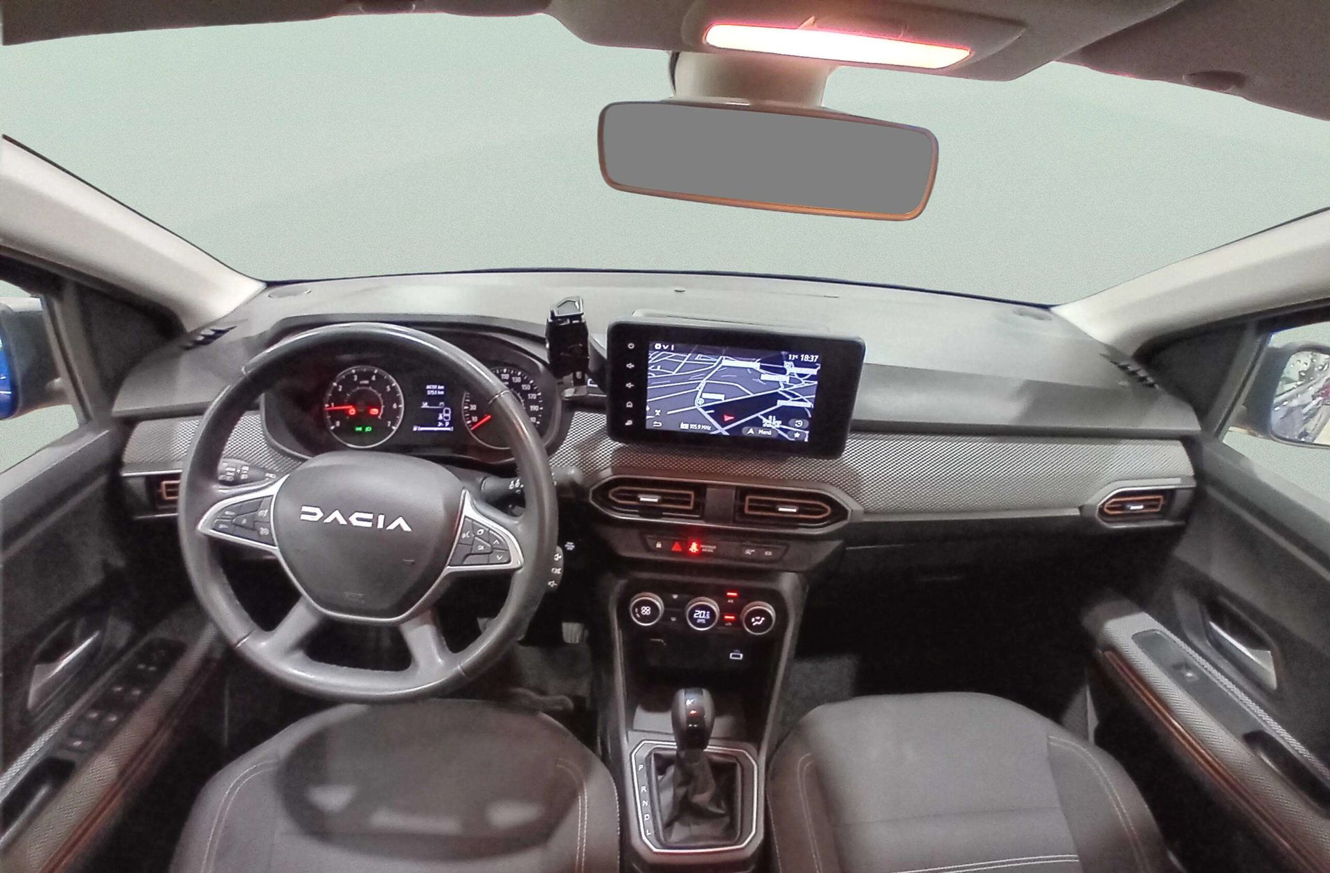 Dacia Sandero Expression TCe CVT - foto 6