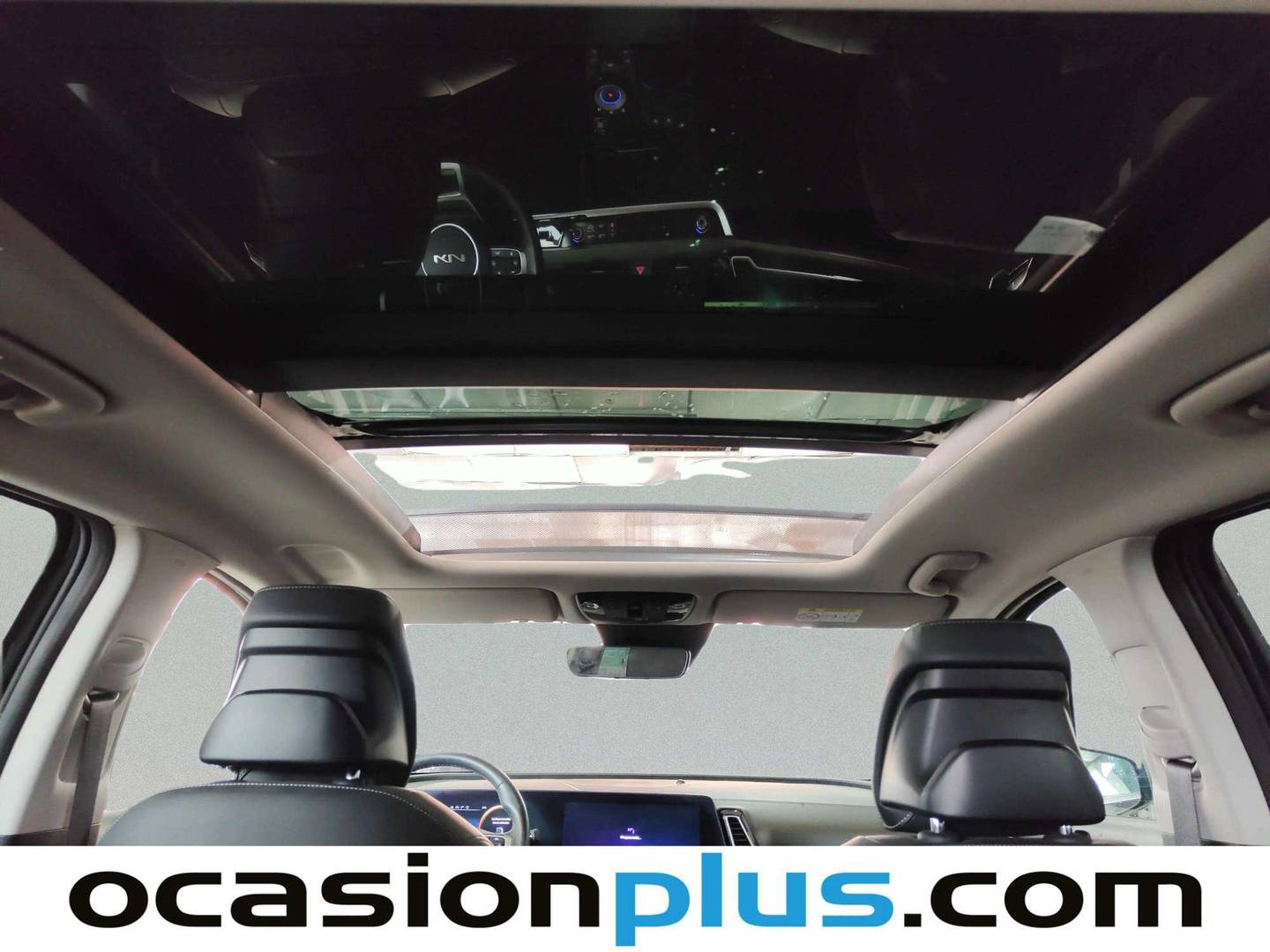 Extras y acabados del KIA Sportage KIA Sportage 1.6 T-GDi HEV Tech 4x2 Auto (230 CV)