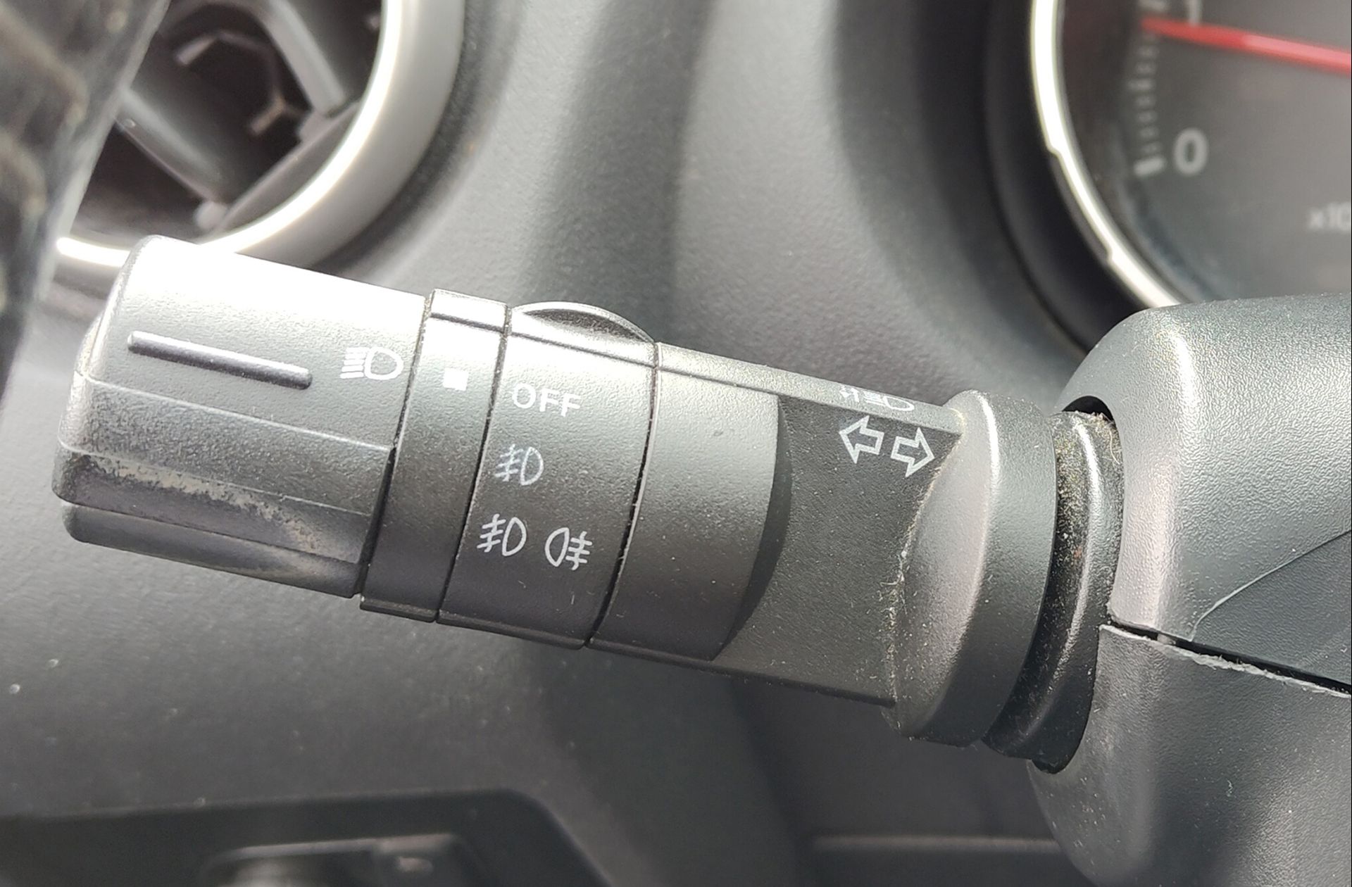 Nissan Qashqai+2 1.5 dCi Tekna Premium 4x2 7 plazas - foto 23
