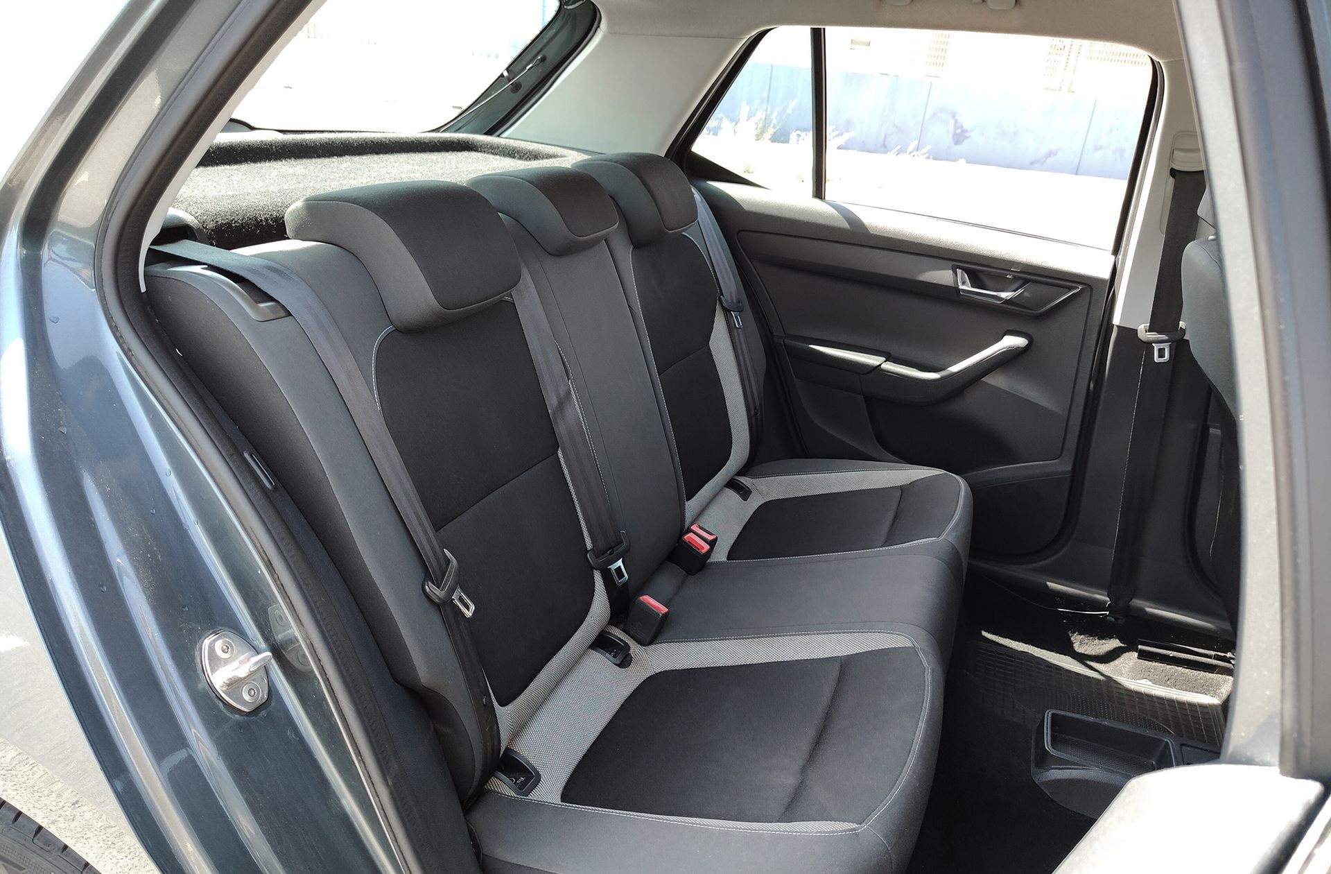 Škoda Fabia 1.0 MPI Like - foto 15