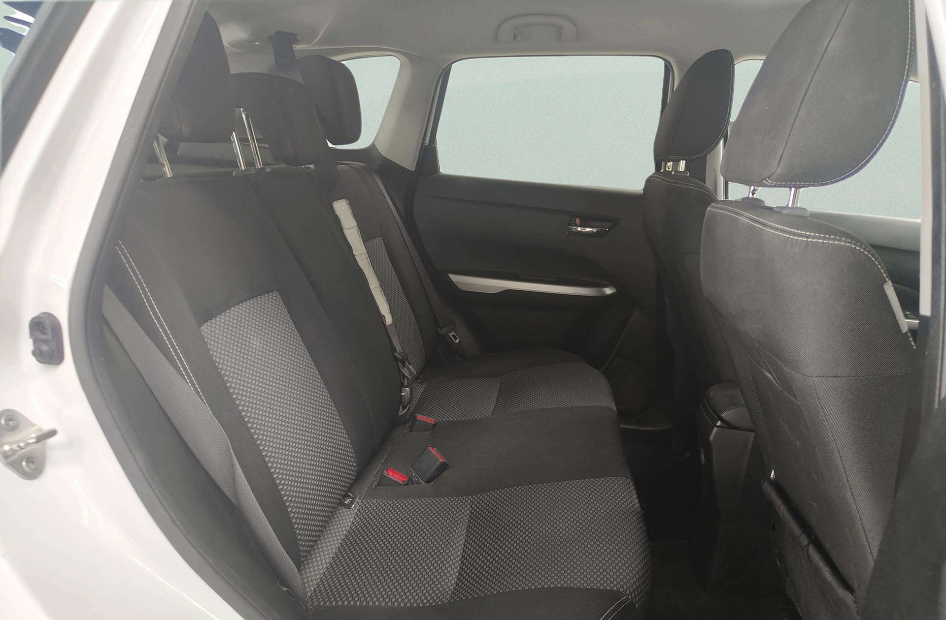 Suzuki Vitara 1.6 Ddis GLE - foto 15
