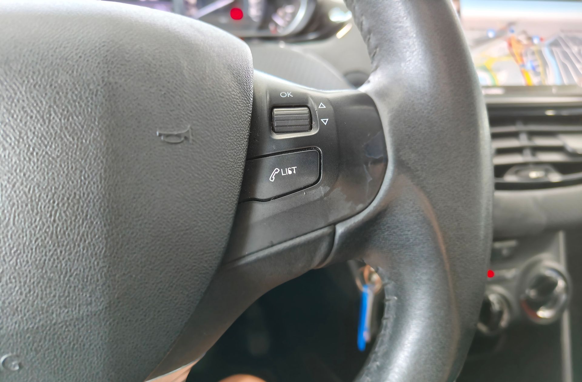 Peugeot 2008 PureTech 110 Style - foto 28