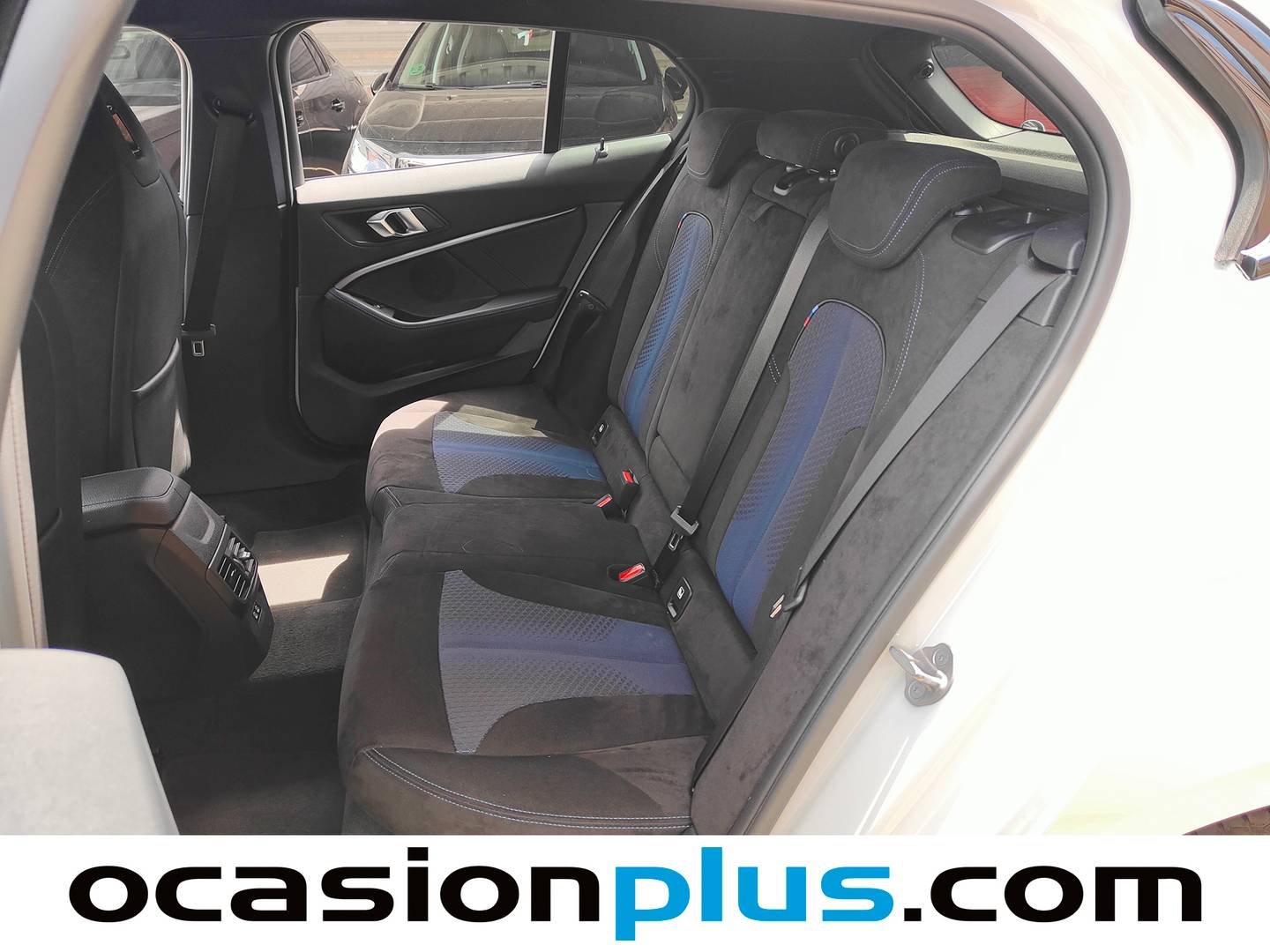 Foto asientos traseros BMW Serie 1 BMW Serie 1 118d (150 CV) Pack M