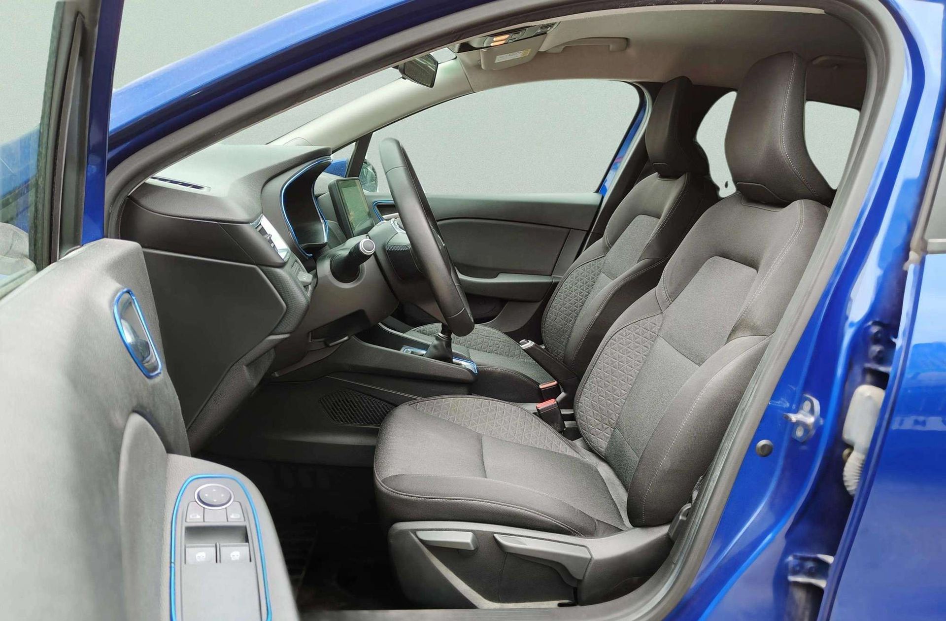 Renault Clio Intens TCe - foto 11