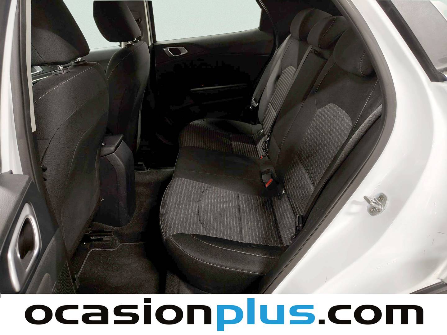 Foto asientos traseros KIA XCeed KIA XCeed 1.0 T-GDi Drive (120 CV)