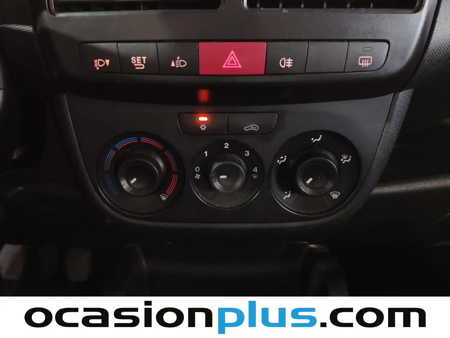 Foto Opel Combo Opel Combo Tour 1.6 CDTI Expression L1 H1 (105 CV)