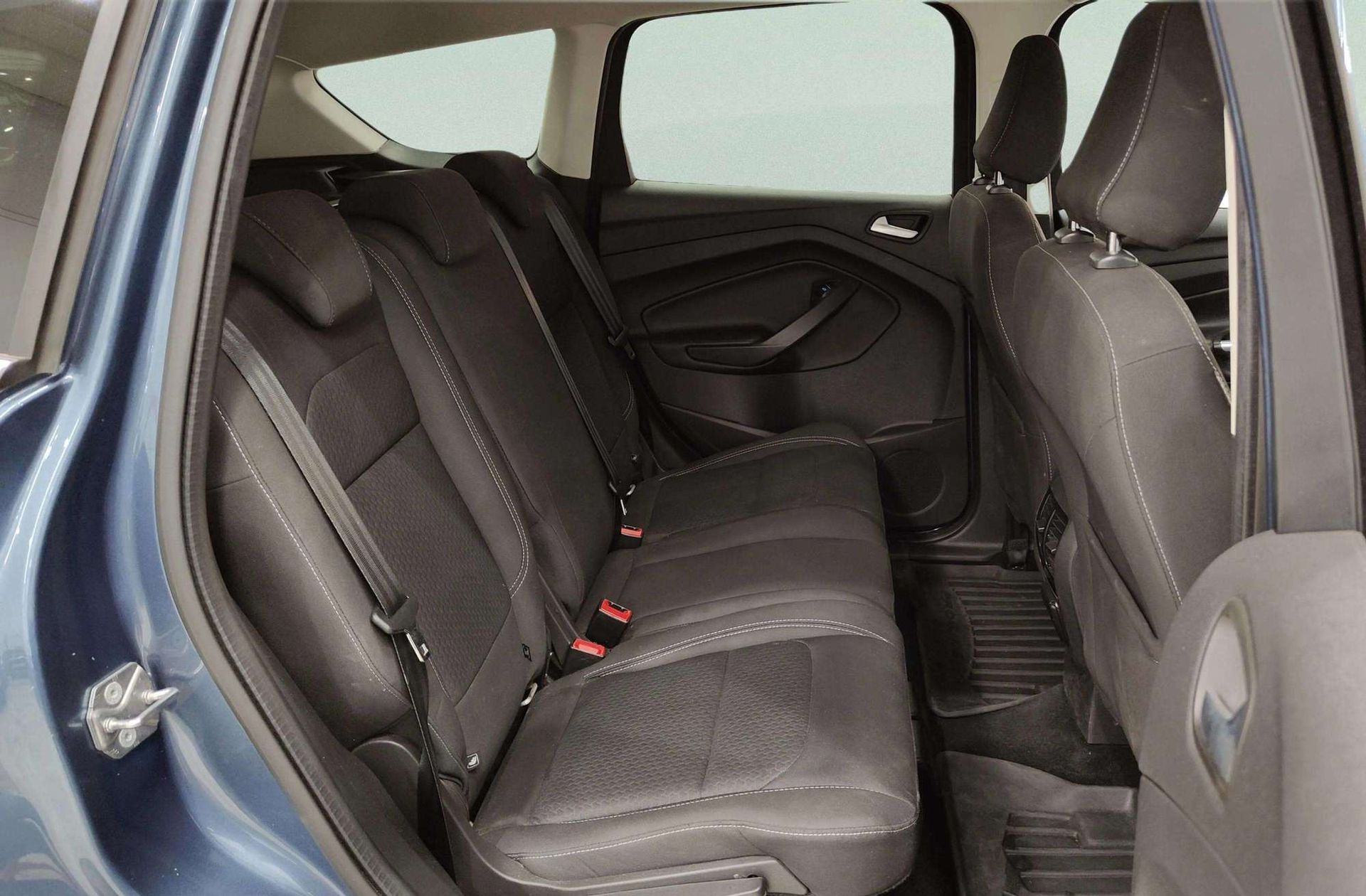 Ford Kuga 1.5 EcoBoost Trend+ 4x2 - foto 18