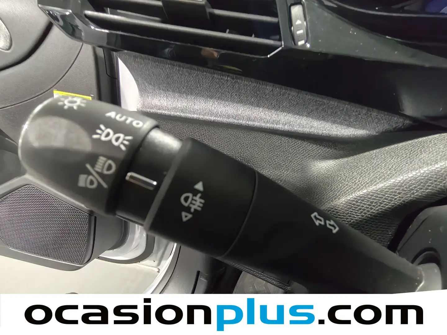 Foto Peugeot 308 Peugeot 308 BlueHDi 130 S&S GT EAT8 (130 CV)