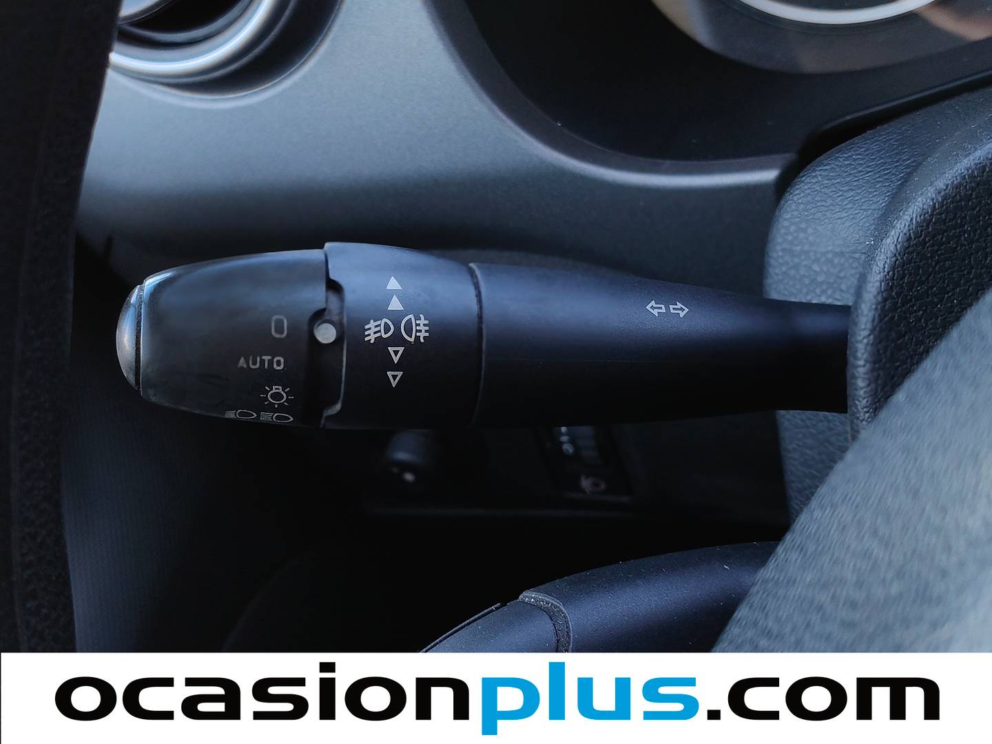 Foto Peugeot Partner Peugeot Partner Tepee 1.6 BlueHDi 100 Outdoor (100 CV)