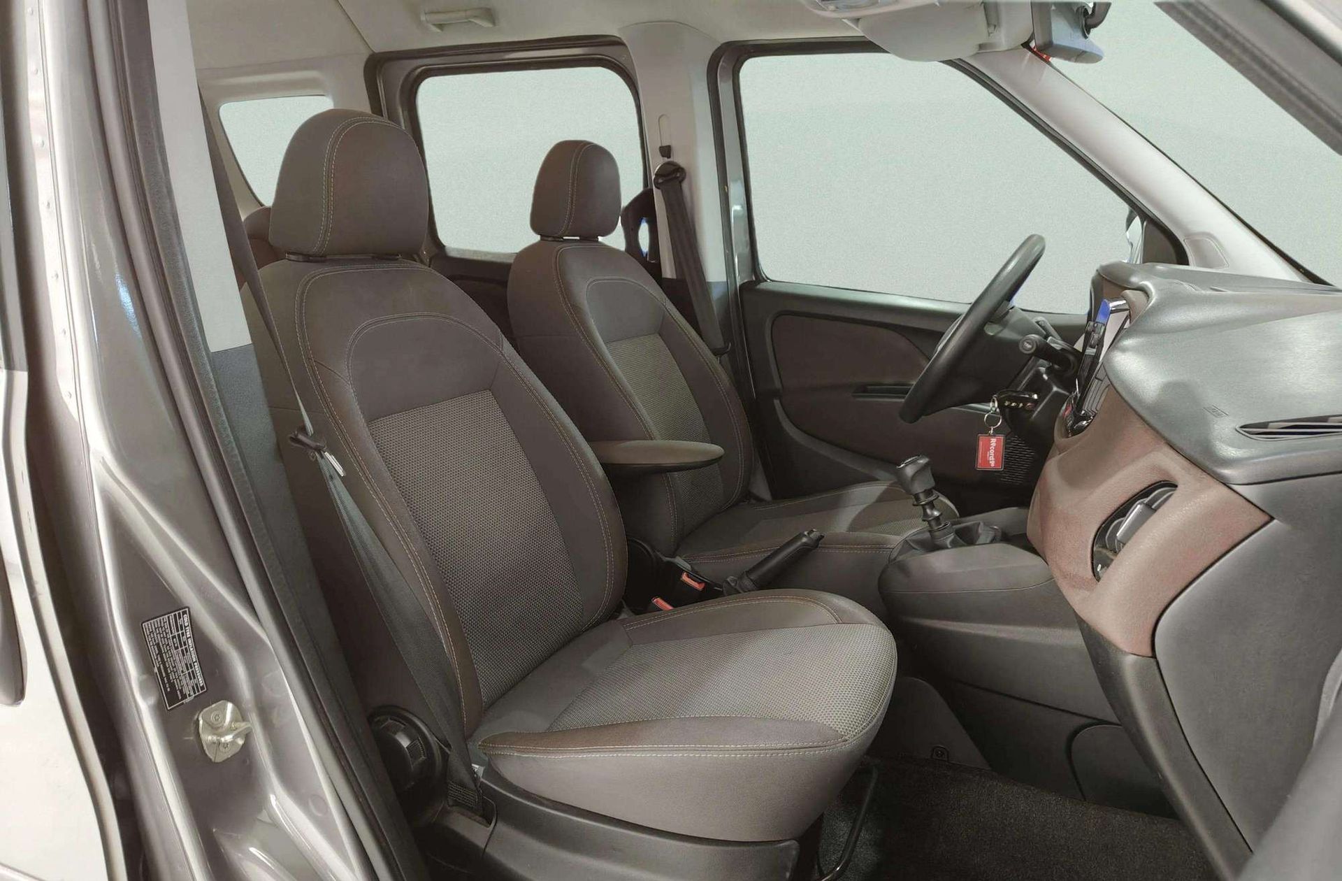 Fiat Doblò 1.6 MultiJet N1 Trekking - foto 17